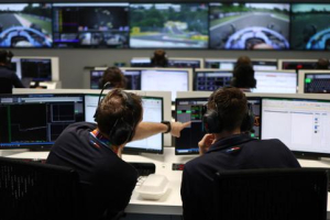Photo Formule 1 : plongée dans l’« ops room » d’Alpine à Enstone, au cœur de la bataille des données