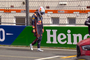 Photo Verstappen raconte son crash : 'j'y suis allé clairement trop tôt'