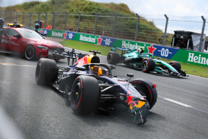 Photo Parti à la faute dès le premier tour, Max Verstappen évoque « un week-end décevant »