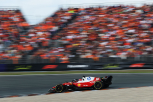 Photo Vasseur critique l'opérationnel et les qualifications chez Ferrari