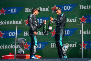Photo Rosberg défend les consignes de Mercedes et alerte sur McLaren