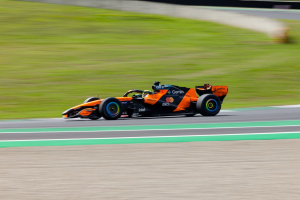 Photo Lando Norris et Oscar Piastri se partagent la MCL40 au Mugello pour un test pneumatique Pirelli