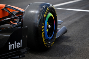 Photo Pirelli dévoile ses choix de pneus pour Bakou, Sepang et Singapour