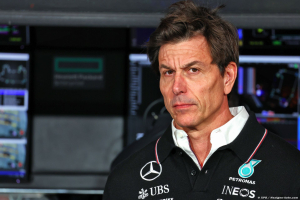 Photo Wolff : Mercedes aurait pu 'gérer' Verstappen malgré son statut forgé chez Red Bull
