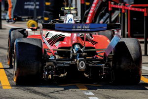 Photo Comment Ferrari compte pousser jusqu'au bout avec ses évolutions en 2026