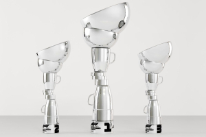 Photo Des trophées en forme de vaisselle empilée pour le GP d'Italie !