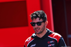 Photo Ocon confirme qu'il n'aura pas le moteur Ferrari évolué à Monza