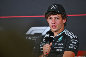 Photo Antonelli se voit bien imiter Verstappen dans sa fidélité à son équipe