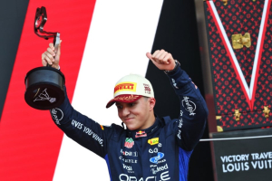 Photo Pierre Gasly pénalisé, Isack Hadjar en profite