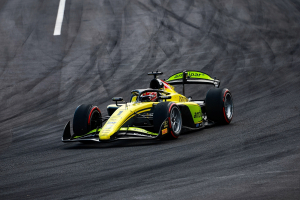 Photo Monza – Qualifications : Câmara se place en pole dans une fin de séance chaotique