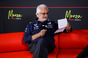 Photo En pleine conférence de presse, Flavio Briatore accuse McLaren d’avoir joué un rôle dans la perte du podium de Gasly à Monaco