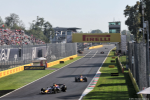 Photo Red Bull : Verstappen doit faire face à une RB22 difficile à équilibrer à Monza