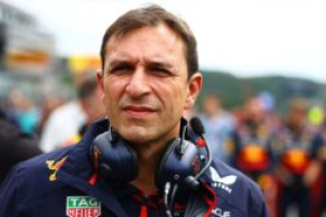 Photo Verstappen éclate de rire face au surnom du directeur technique de Red Bull