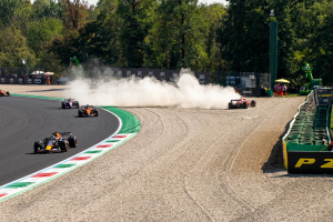 Photo Les accidents de Leclerc commencent à peser lourd sur le budget de Ferrari