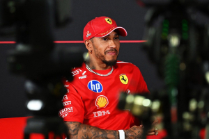 Photo Hamilton n'a pas demandé de traitement de faveur à Ferrari