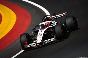 Photo Haas F1 s'invite dans le top 10 avec Ocon grâce aux évolutions de la VF-26
