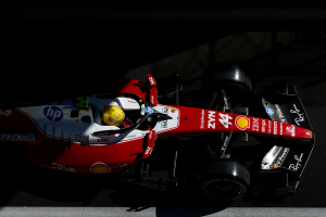 Photo VIDÉO – Lewis Hamilton provoque un drapeau rouge en EL3 à Madrid