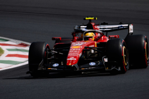 Photo GP d’Espagne de F1 - le crash de Lewis Hamilton en vidéo : 2e drapeau rouge du week-end sur le Madring
