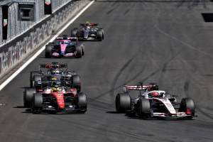 Photo Ocon est 'frustré' de rater les points mais salue 'un week-end positif' pour Haas F1