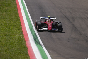 Photo Ferrari va faire un test à Imola avec Pirelli, un avantage en vue de la fin de saison