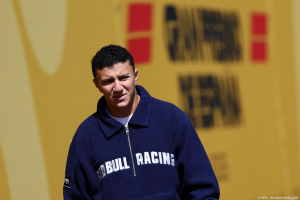 Photo Red Bull repousse encore sa décision concernant Hadjar, les tendons touchés ?
