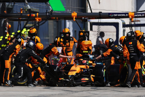 Photo McLaren F1 pouvait-elle anticiper le déploiement de la VSC pour Norris ? Des réponses à trouver...