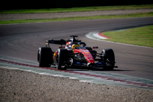 Photo Hamilton et Leclerc ont roulé à Imola, comme Rafael Câmara