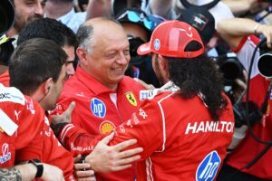Photo Hamilton se défend de vouloir le scalp de Vasseur