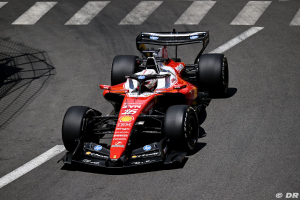 Photo Ferrari, sous pression en piste, passe en mode survie logistique à Bakou
