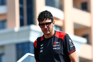 Photo Ocon ouvre la porte à un départ de Haas F1 : 'je suis un agent libre'