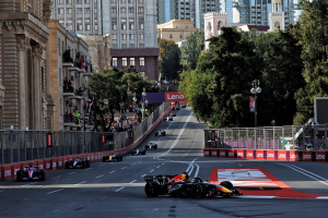 Photo Verstappen est heureux d'une 'bonne course' malgré une défaite pour 2 dixièmes