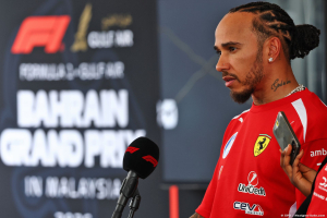 Photo 'Irrespectueux', 'frustrant' : Hamilton et Leclerc font bloc autour de Vasseur