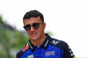 Photo Hadjar sera encore pénalisé à Sepang mais espère 'un podium' pour Red Bull