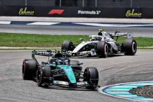 Photo Mercedes F1 plonge en qualifications, en difficulté avec sa W17 évoluée