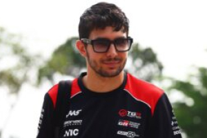 Photo La Formule E fait les yeux doux à Esteban Ocon