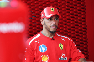 Photo Hamilton fixe la priorité de Ferrari : 'ne pas partir sur les mauvais réglages'
