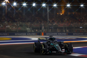 Photo GP de Singapour de F1 - Le crash de George Russell en vidéo, le pilote Mercedes perd le contrôle en tête
