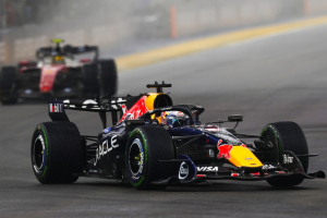 Photo GP de Singapour: Verstappen confirme, Antonelli engrange