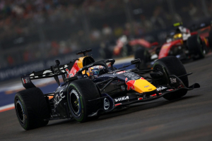 Photo Verstappen résiste aux Ferrari pour signer la vraie pole à Singapour