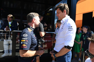 Photo Pourquoi Horner a interdit de prononcer le nom de Mercedes chez Red Bull Powertrains